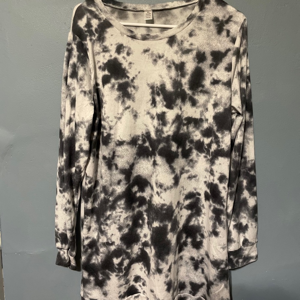 The dye tunic